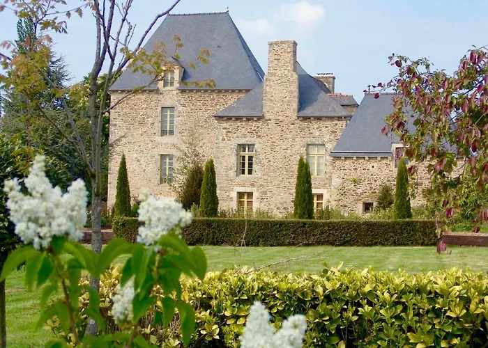 Gite La Terrasse - Manoir Le Plessix Madeuc